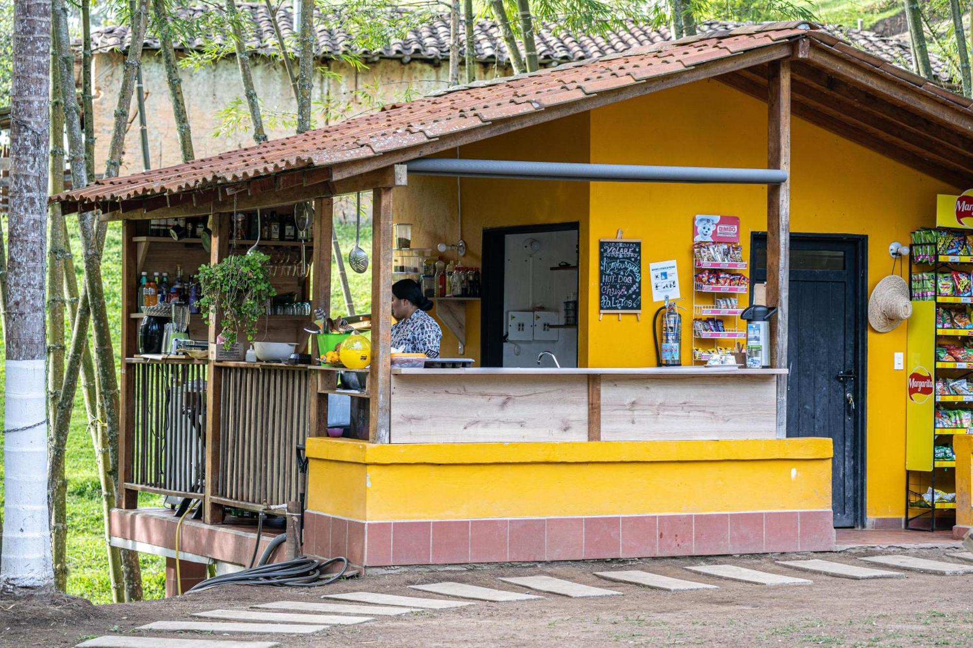 Volare Guatape Isla Guatapé Exterior foto